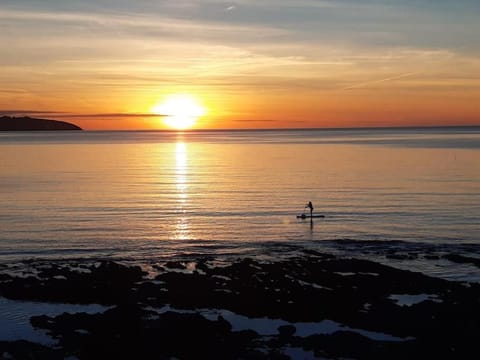 Small self contained room Apartment in Porthleven