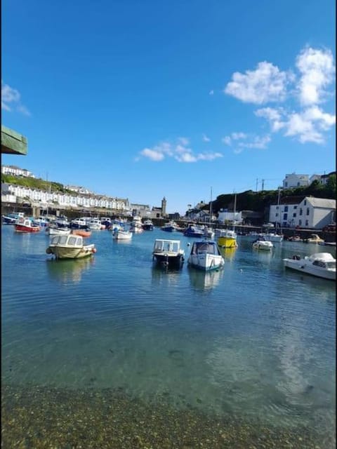 Nearby landmark, Sea view