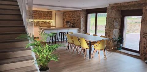 Living room, Dining area, Communal kitchen