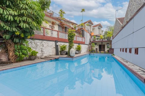 Pool view, Swimming pool
