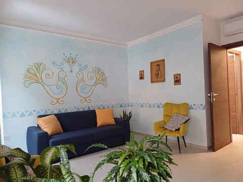 Living room, Decorative detail, Decorative detail, Seating area