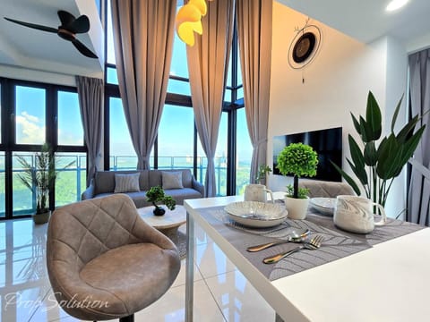 Living room, Seating area, Dining area