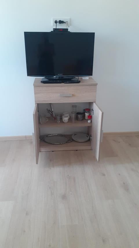 Udobna Dvokrevetna Soba Sa Terasom #2 Bed and Breakfast in Serbia