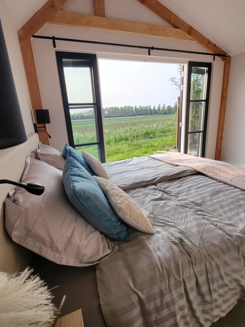 Natural landscape, Bedroom