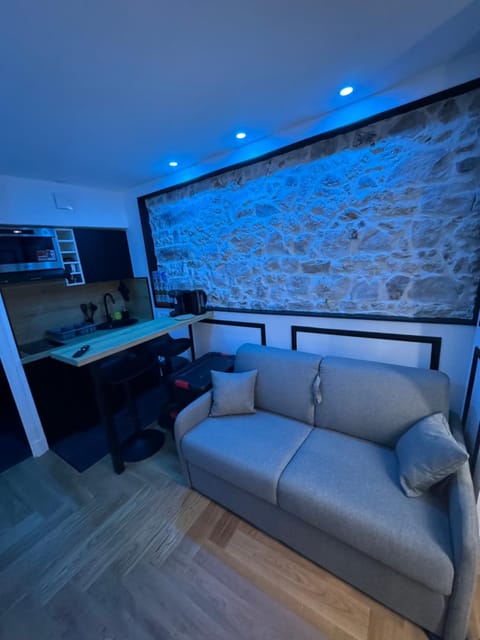 Studio Moderne à 5 min à pied du Château Apartment in Fontainebleau