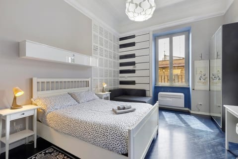 Living room, Bedroom