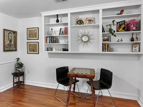 Library, Dining area