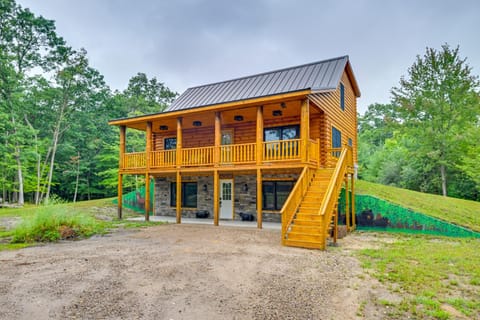 Adams Cabin with Game Room and Fire Pit Cabin in Wisconsin
