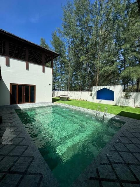 Pool view, Swimming pool, Swimming pool