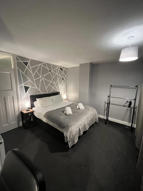 Bed, Bedroom, towels, wardrobe