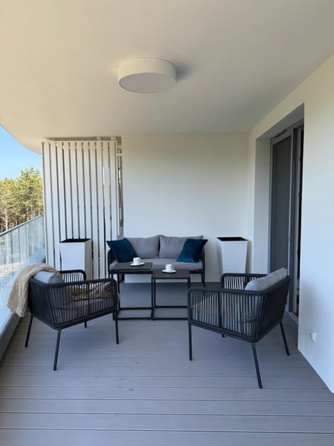 Rogowo Pearl Green Deluxe 2 sypialnie z widokiem na wydmę i na jezioro Apartment in West Pomeranian Voivodeship, Poland