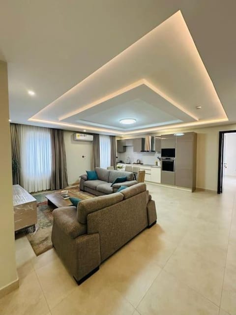 Kitchen or kitchenette, Living room, Seating area, stove