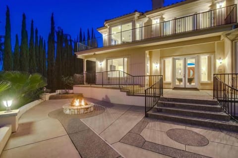 Villa Andalusia 6BR 5BA Luxury Jacuzzi Views and Games Villa in San Pasqual Valley
