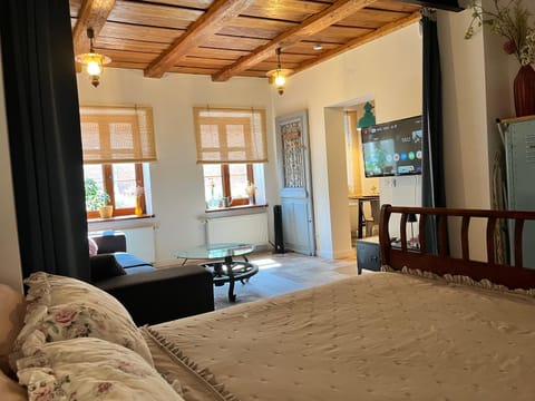 Communal lounge/ TV room, Photo of the whole room