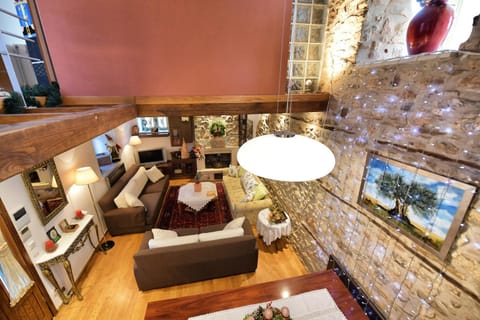 TV and multimedia, Seating area