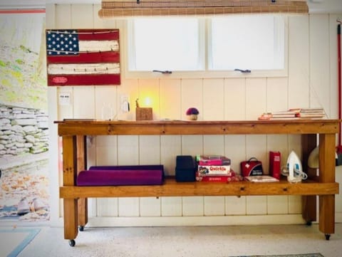 Catskill Cabin Duplex Apartment Cabin in Shandaken