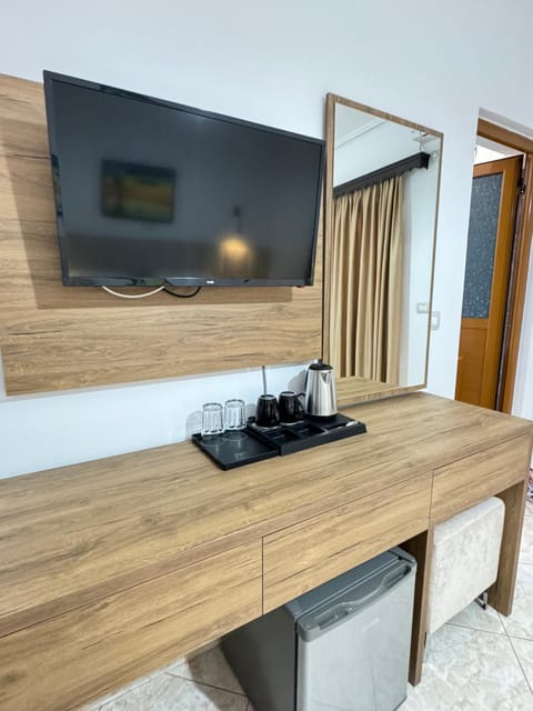 TV and multimedia, Kitchen or kitchenette