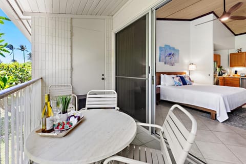 Napili Shores C220 Apartment in Kapalua