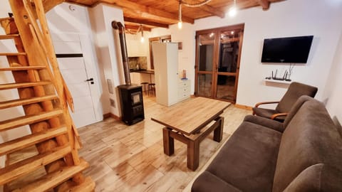 Communal lounge/ TV room, Living room, Dining area, fireplace, fireplace