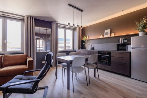 Living room, kitchen
