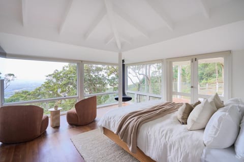 Bed, Natural landscape, Living room, Photo of the whole room, Seating area, Bedroom