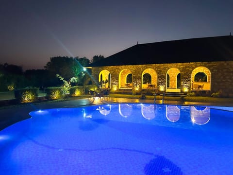 Night, Landmark view, Pool view, Swimming pool, Swimming pool