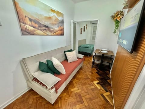 TV and multimedia, Seating area
