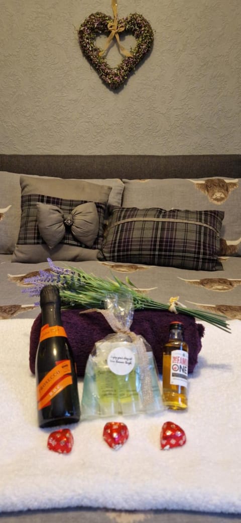 Bonnie Taigh with FREE parking 24 hours Apartment in Pitlochry