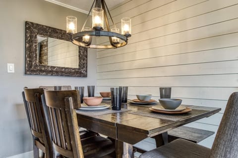 5 Star Summit View, adjacent to the National Park House in Gatlinburg