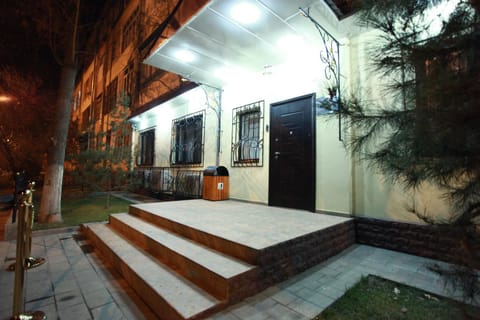 Property building, Facade/entrance, Night