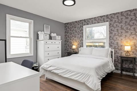 Notre Maison - charming 3BD close to DT Peoria House in Peoria