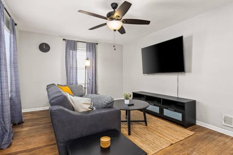 GLEN LIVING a family 3 BD in Central Peoria House in Peoria