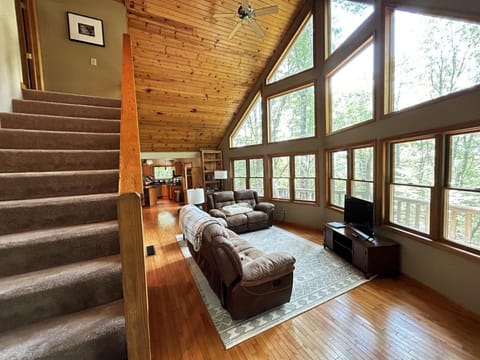 The Fox Den House in Shenandoah Valley