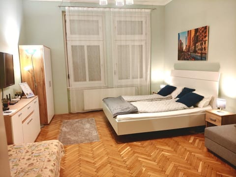 Monica's Apartman Apartment in Szeged