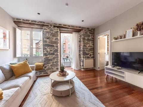 TV and multimedia, Balcony/Terrace, Living room, Seating area