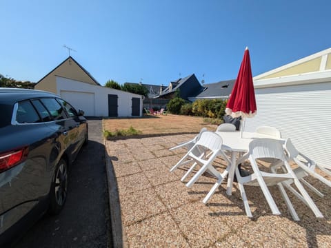 Garden, Parking