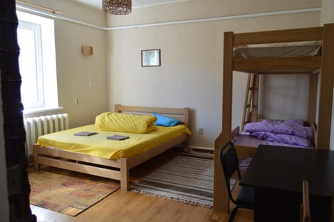 Bed, bunk bed