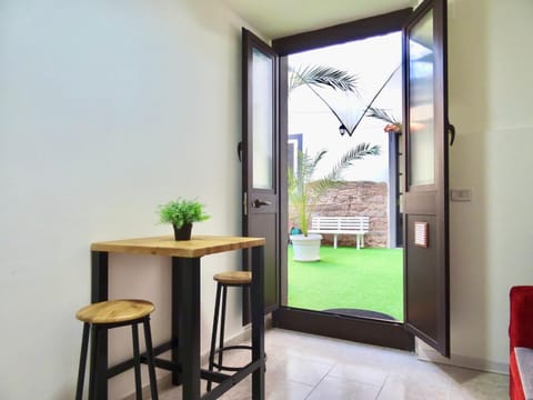 Garden, Dining area, Garden view