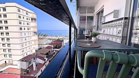Property building, Day, Natural landscape, View (from property/room), Balcony/Terrace, City view, Sea view, internet