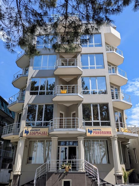 Property building, Day