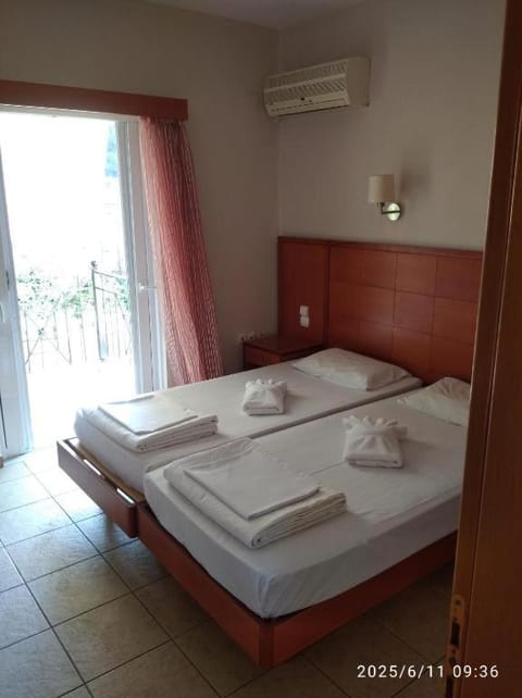 Lihas Studios Apartment hotel in Euboea