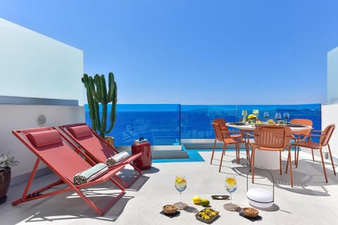 Balcony/Terrace, Living room, Dining area, Sea view