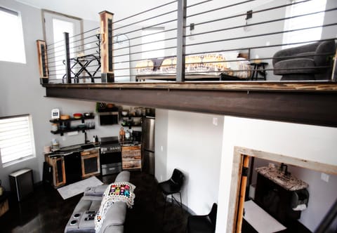 The Silo Loft at Goose Lake Lane House in Glendale