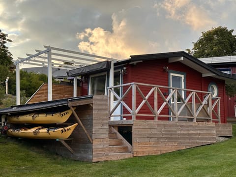 Property building, View (from property/room), Garden view