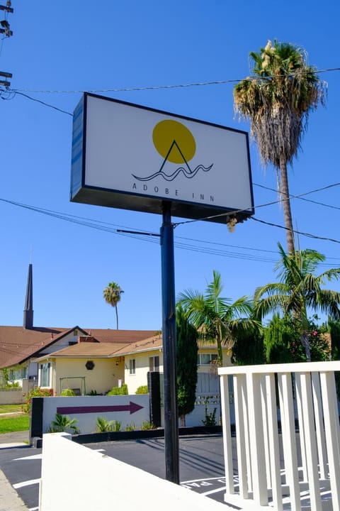 Adobe Inn Inn in Alhambra