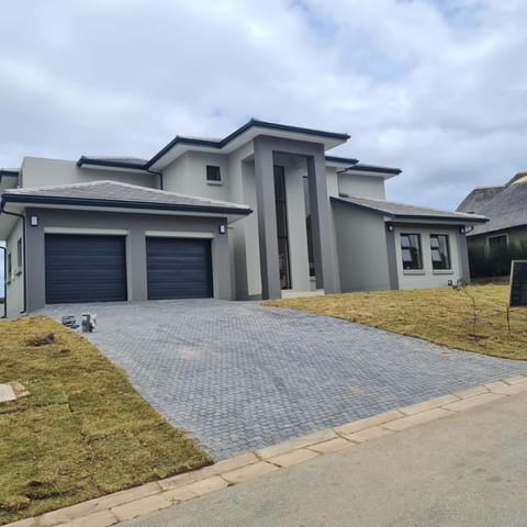 10 Genoa Apartment in Knysna