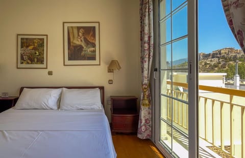 Bed, View (from property/room), Bedroom