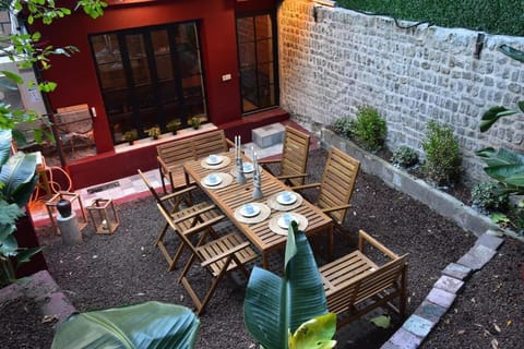 Garden, Dining area, Garden view