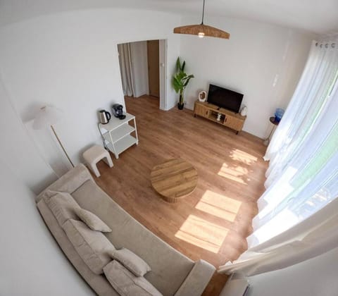 NEW! Wifi, Disney Plus L'Escale des Remparts Apartment in Avignon