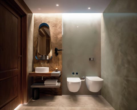 Toilet, Bathroom, bidet, towels